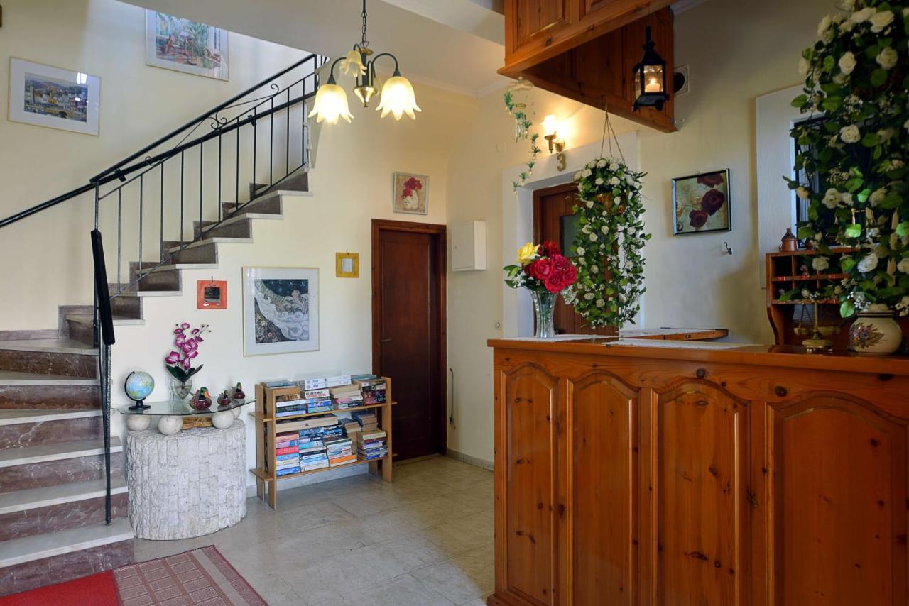 Eleni Apartments Roda  Dış mekan fotoğraf