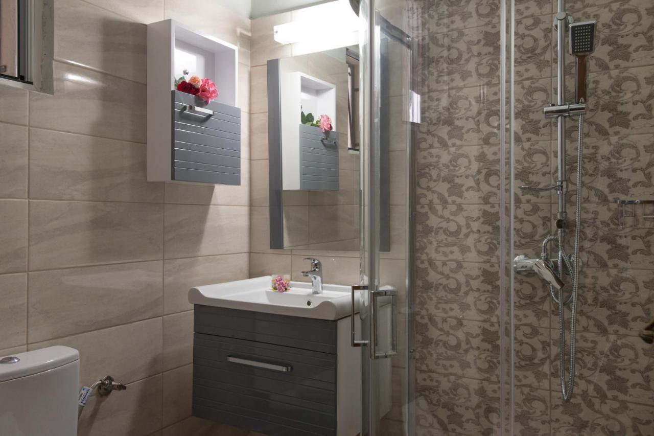Eleni Apartments Roda  Dış mekan fotoğraf