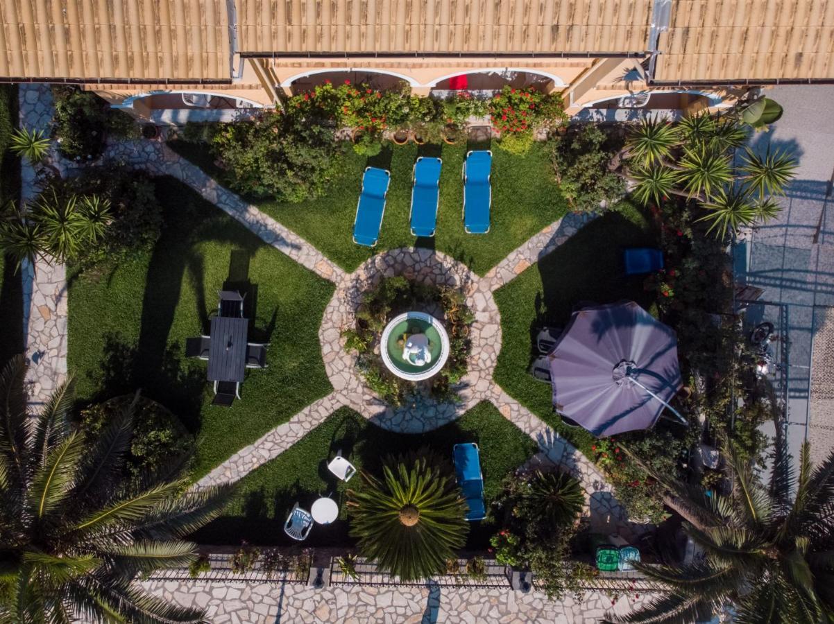 Eleni Apartments Roda  Dış mekan fotoğraf